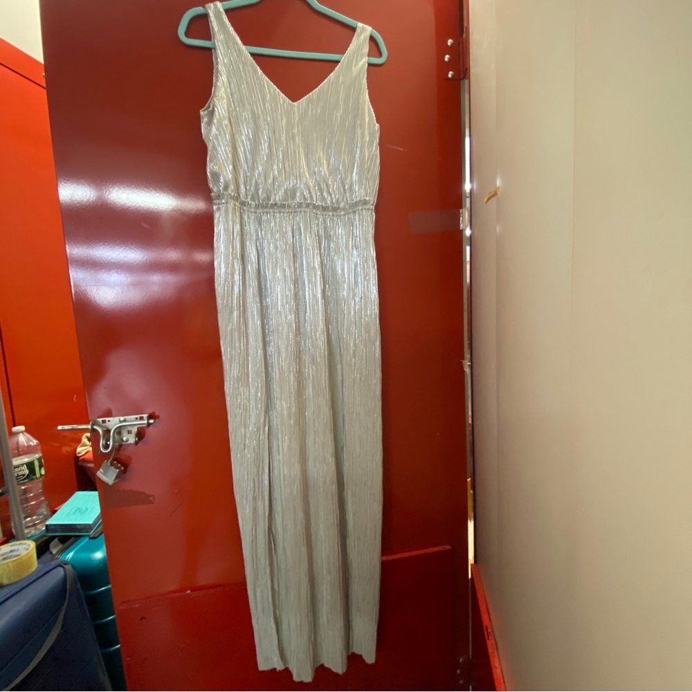 BCBGeneration Silver Metallic V-Neck Sleeveless Maxi Dress